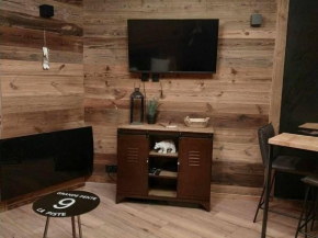 Studio rénové avec terrasse, Wi-Fi et casier à skis - FR-1-593-101 Les Angles